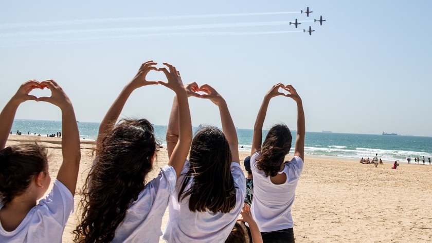 Airshow no 73º Dia da Independência de Israel Ilustração fotográfica: Porta-voz das Forças de Defesa de Israel via Wikimedia CC BY-SA 3.0