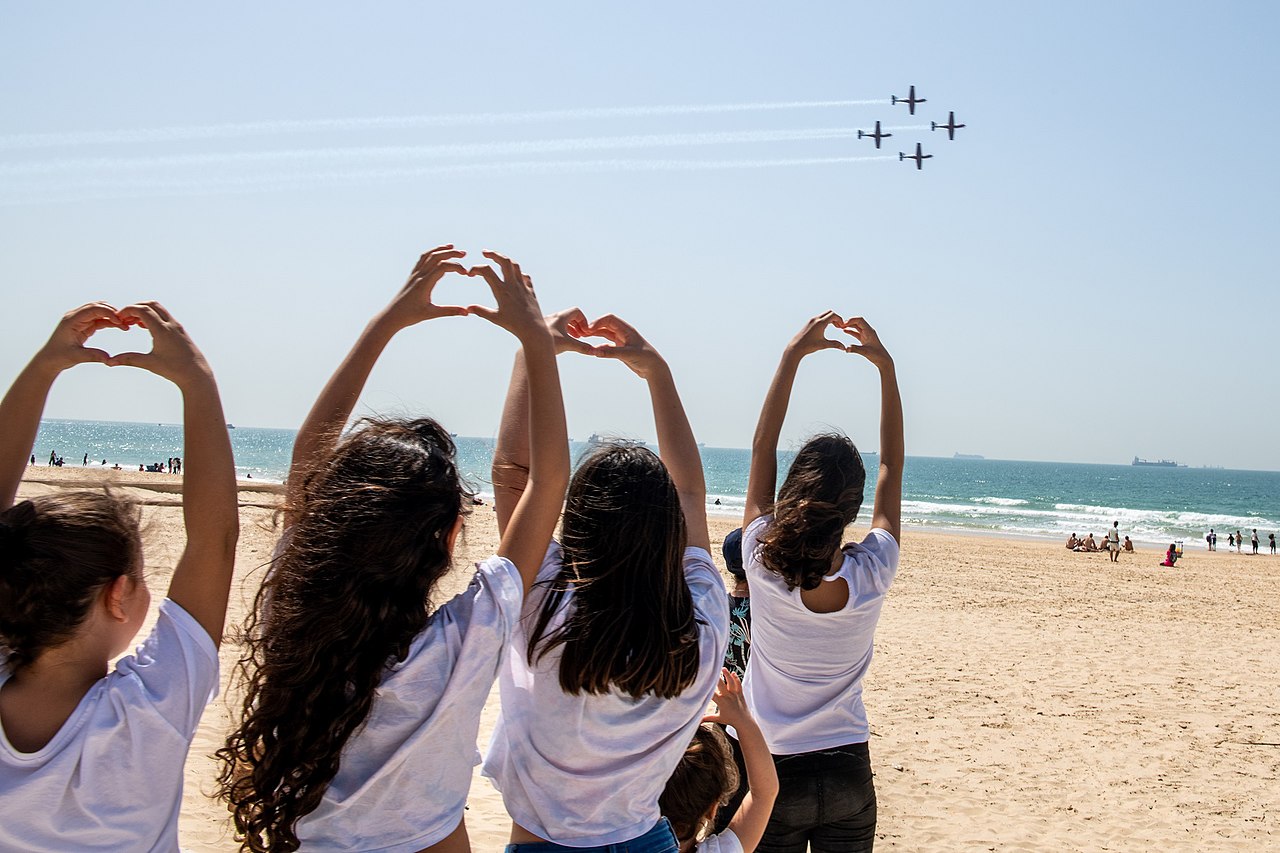 Airshow no 73º Dia da Independência de Israel Ilustração fotográfica: Porta-voz das Forças de Defesa de Israel via Wikimedia CC BY-SA 3.0