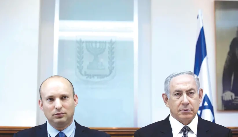 ESTÁ NAFTALI BENNETT pronto para ir até o fim e pôr fim ao reinado de Benjamin Netanyahu sobre Israel? (crédito da foto: ABIR SULTAN / REUTERS)