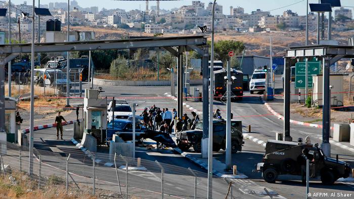 Os palestinos da Cisjordânia agora poderão cruzar os postos de controle na Cisjordânia e em Israel