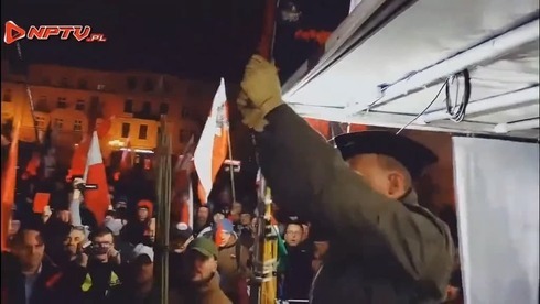 Manifestação antissemita na Polônia. ( Twitter )