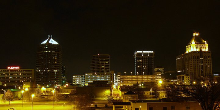 O horizonte de Greensboro, Carolina do Norte. Foto Turboknowledge Wikimedia.